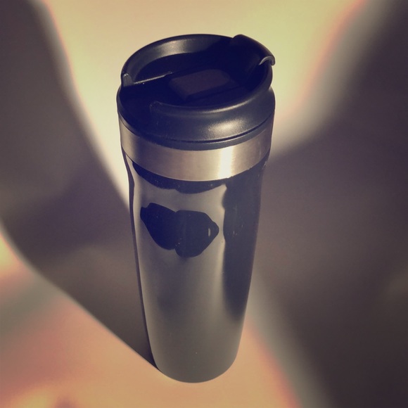 20 oz insulated black travel cup NWT - Picture 2 of 8